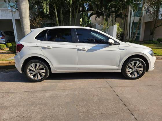 VOLKSWAGEN POLO 1.0 200 TSI COMFORTLINE AUTOMÁTICO